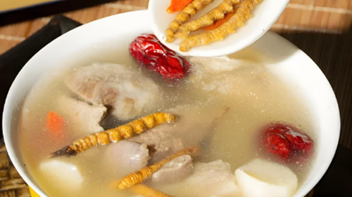鴨子冬蟲夏草花怎么煲湯？鮮香滋補教程來了